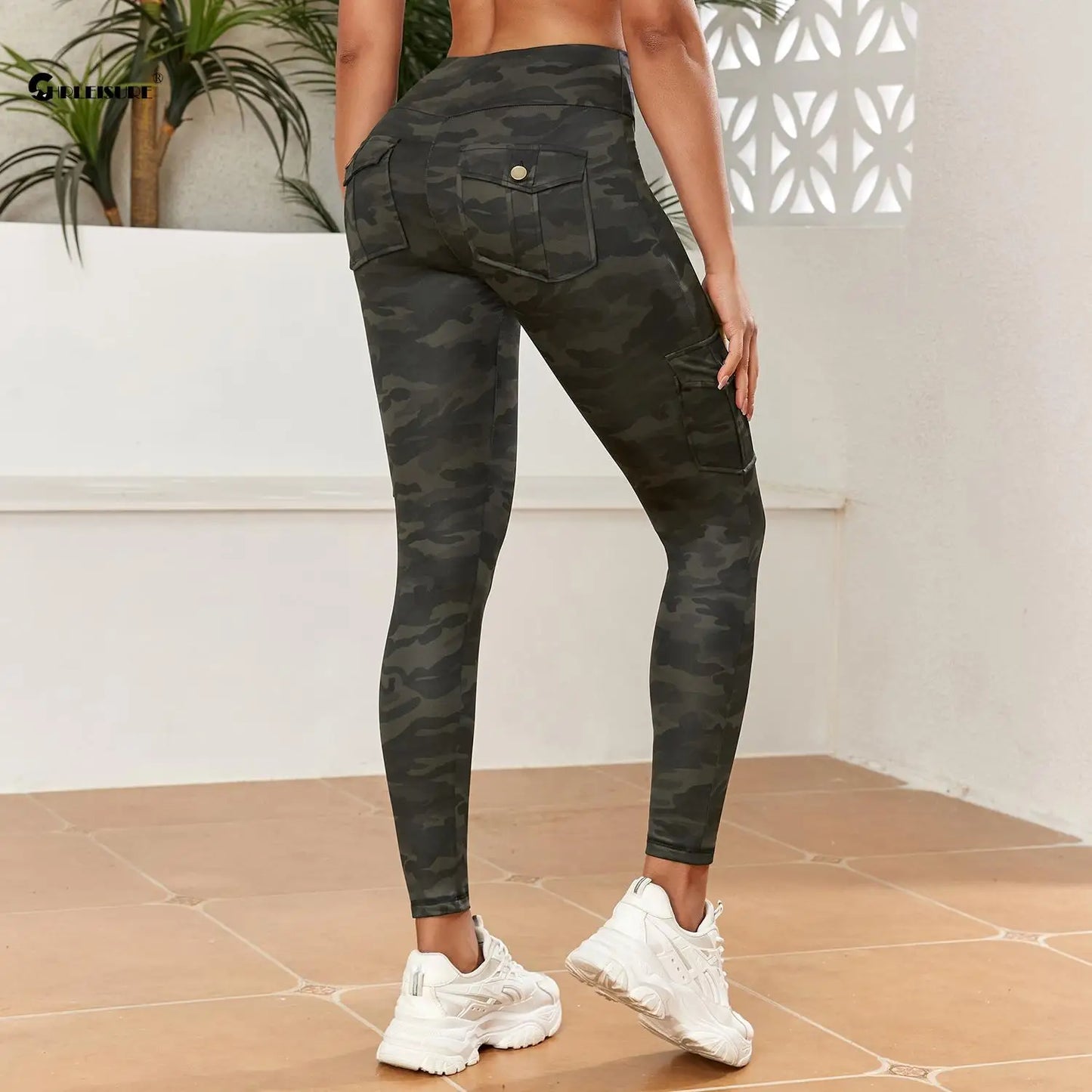 Leggings with pockets at the back
